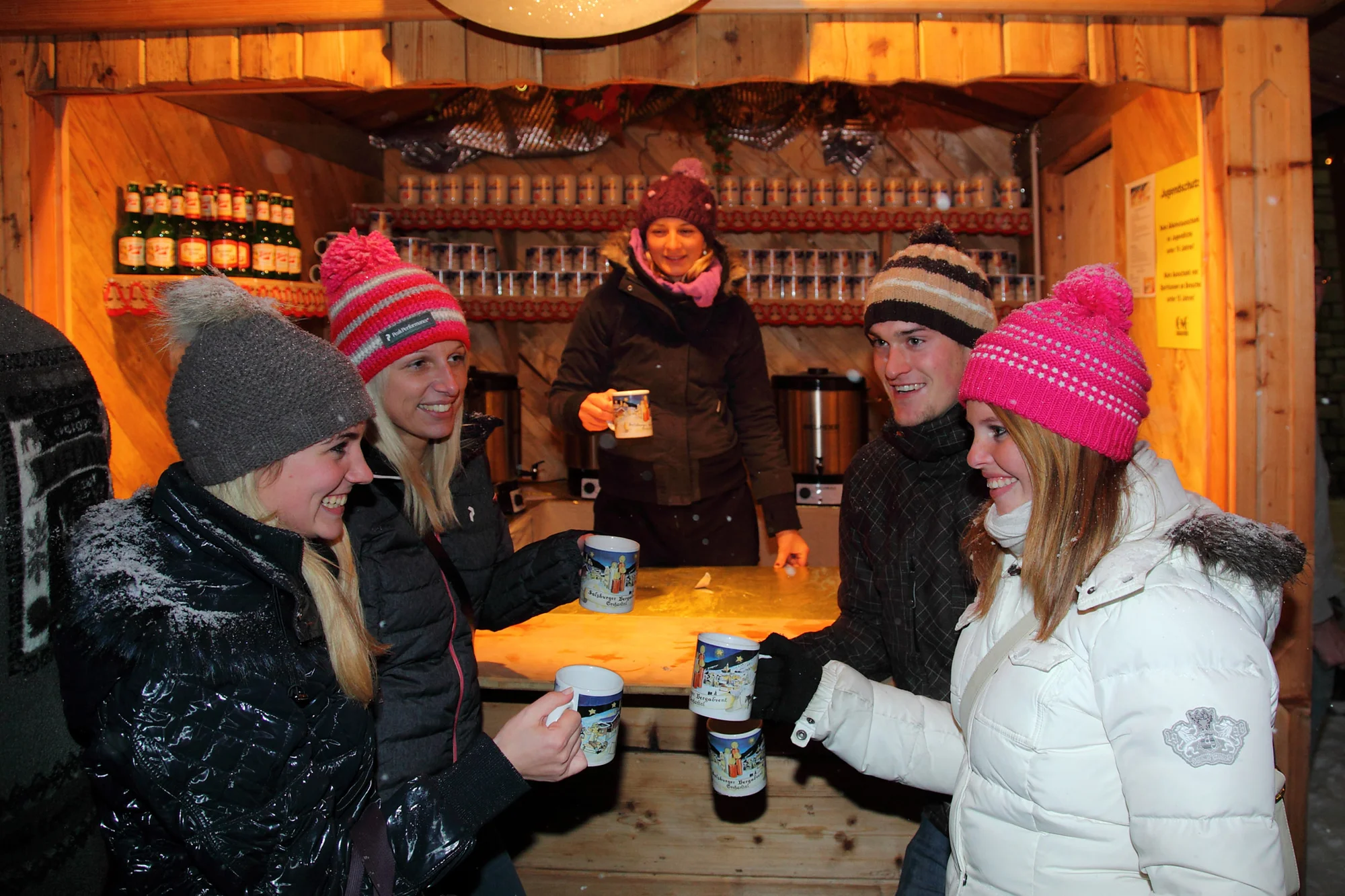Gemütliche Einkehr in der Punschhütte